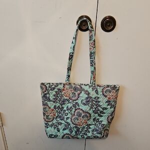 Vera Bradley Tote Bag In Fan Flowers